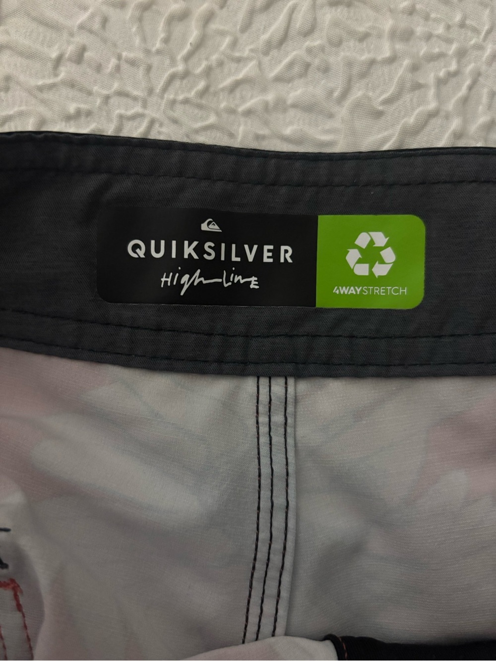 Quiksilver Coral Floral Board Shorts with Teal Accents - Picture 4 of 6